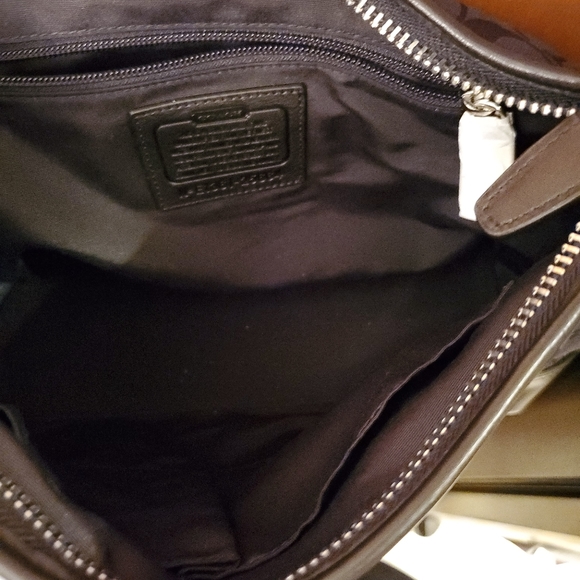 Coach Black Legacy Signature EW Duffle - Picture 4 of 8
